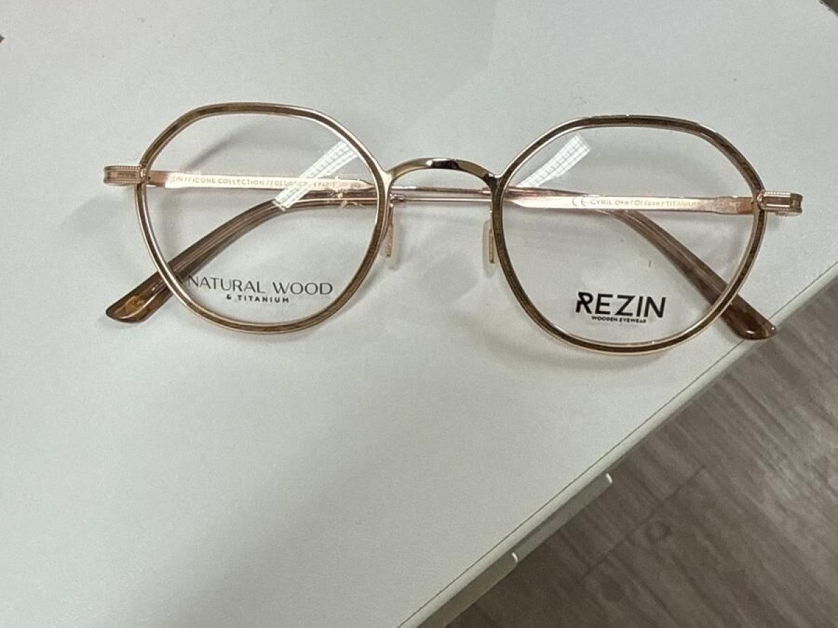 Rezin - Cyril 49¤23