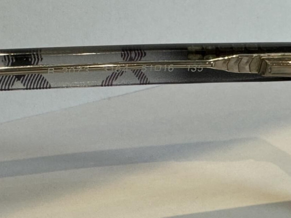 Burberry - B2073 3164 51¤16