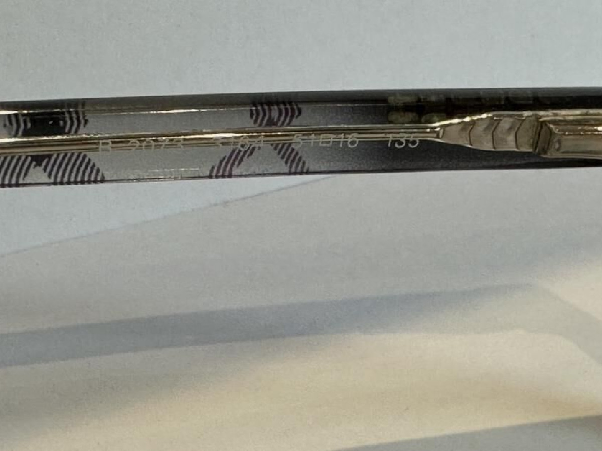 Burberry - B2073 3164 51¤16