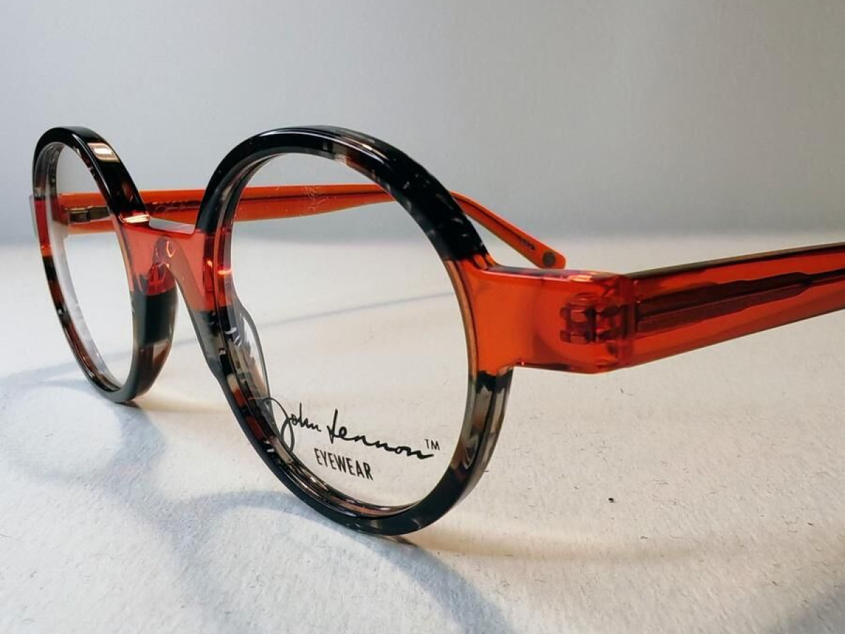 JOHN LENNON - JO 242 No D24 44¤23