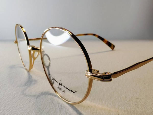 JOHN LENNON - JO 137 Ee D22 45¤24