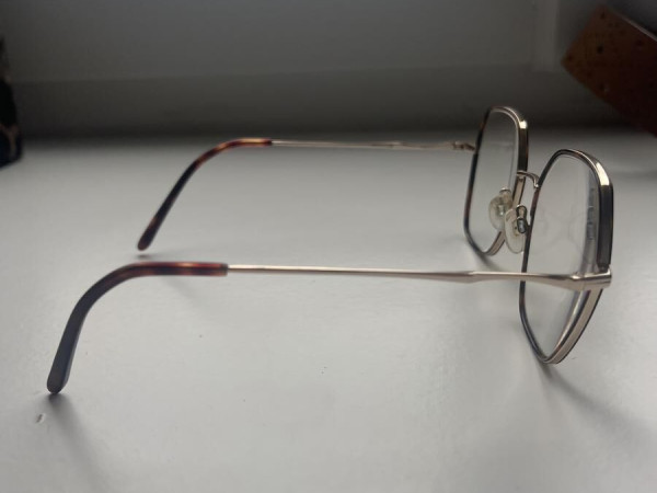 BULGET - BG17391 13A 53•18.5 142