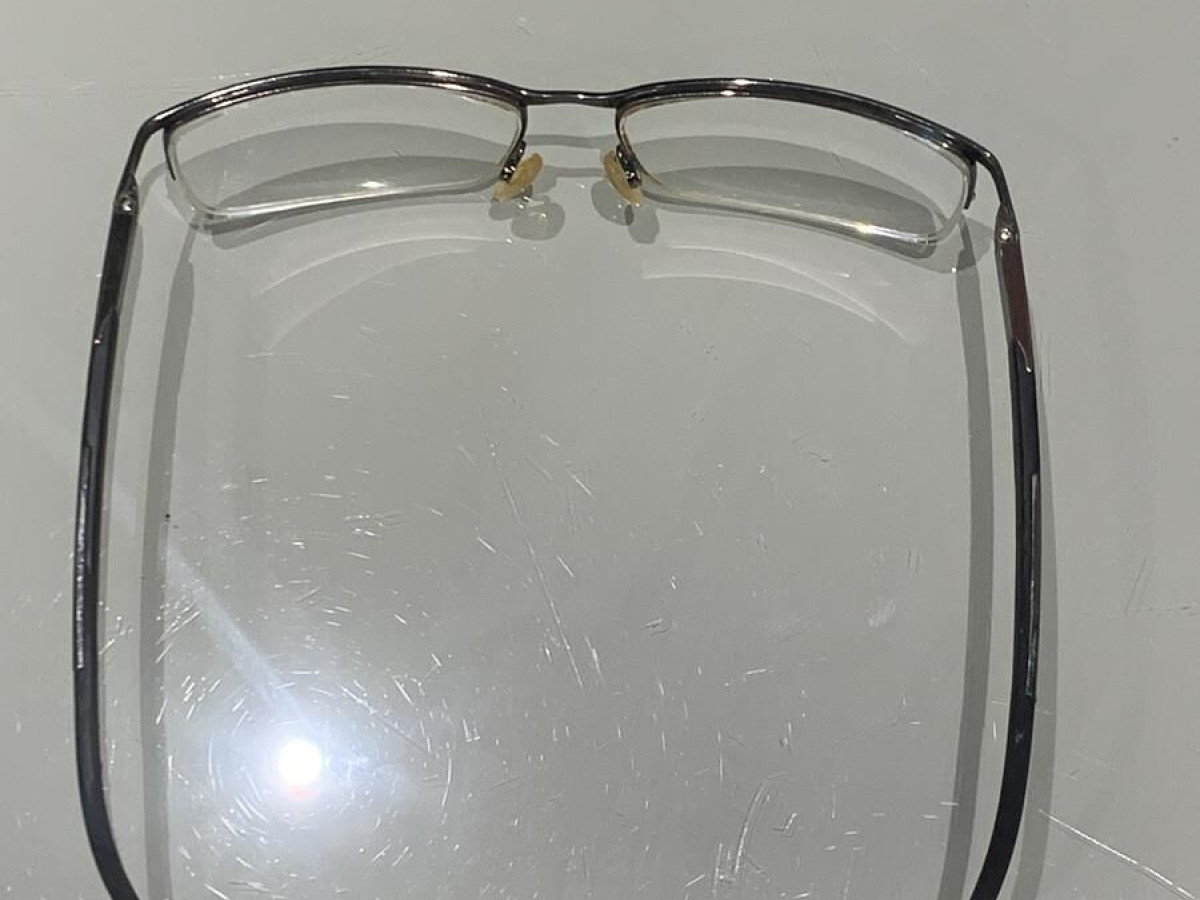 Police - V8148 57¤16