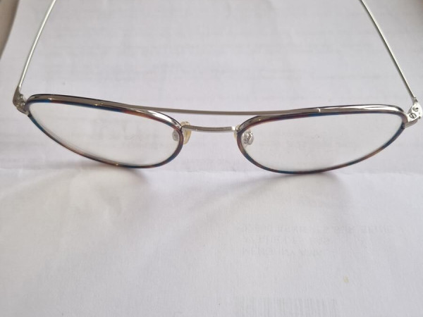 John & Jess - j306 51/18 148 c3