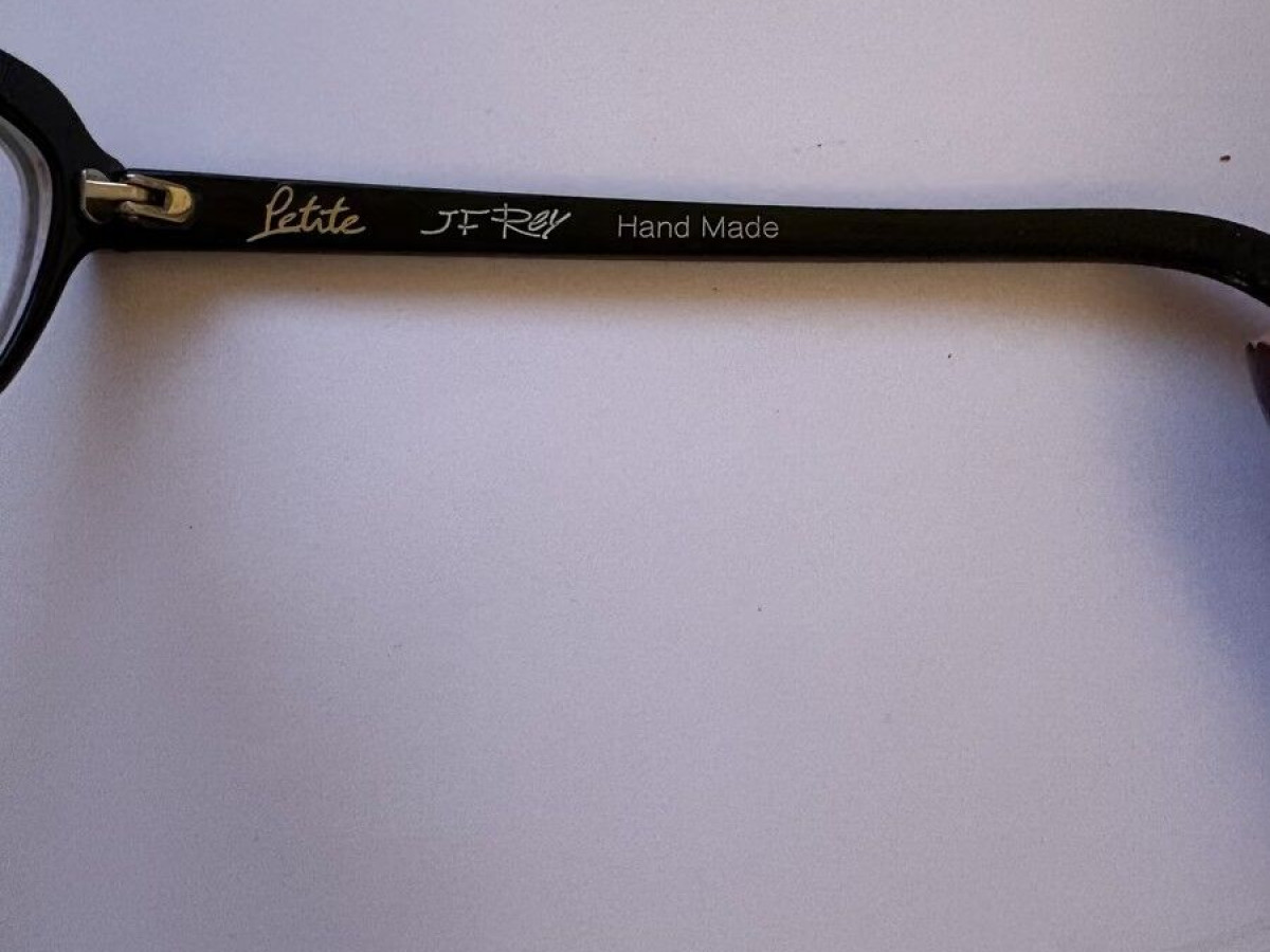 JF REY PETITE - PA018. 9710 135 CE 49¤15