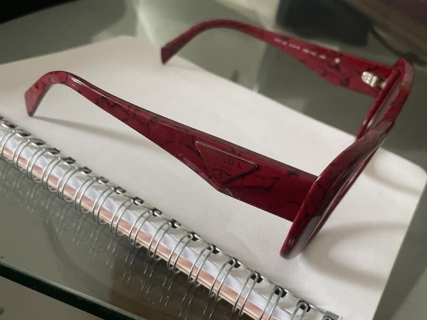 Prada - VPR 10Z 51&curren;18