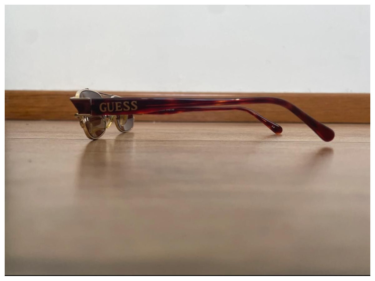 Guess - GU881 50&curren;20