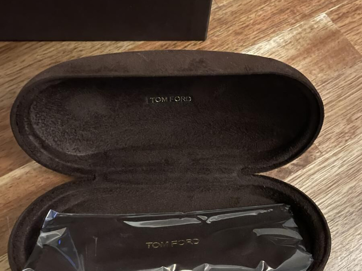 TOM FORD  - TF5578-B 001 54/15 140