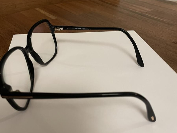 TOM FORD  - TF5578-B 001 54/15 140