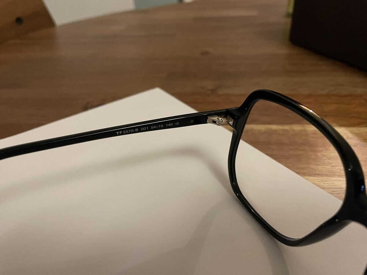 TOM FORD  - TF5578-B 001 54/15 140