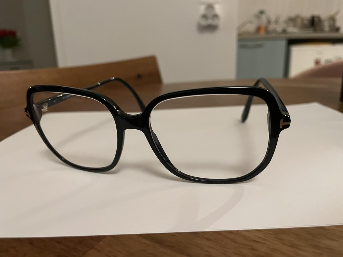 TOM FORD  - TF5578-B 001 54/15 140