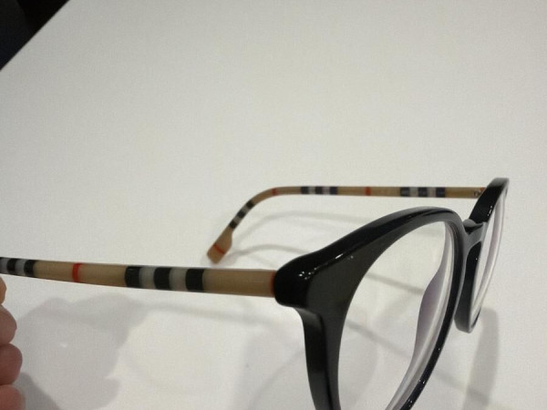 Burberry - B2318 3853 51/15