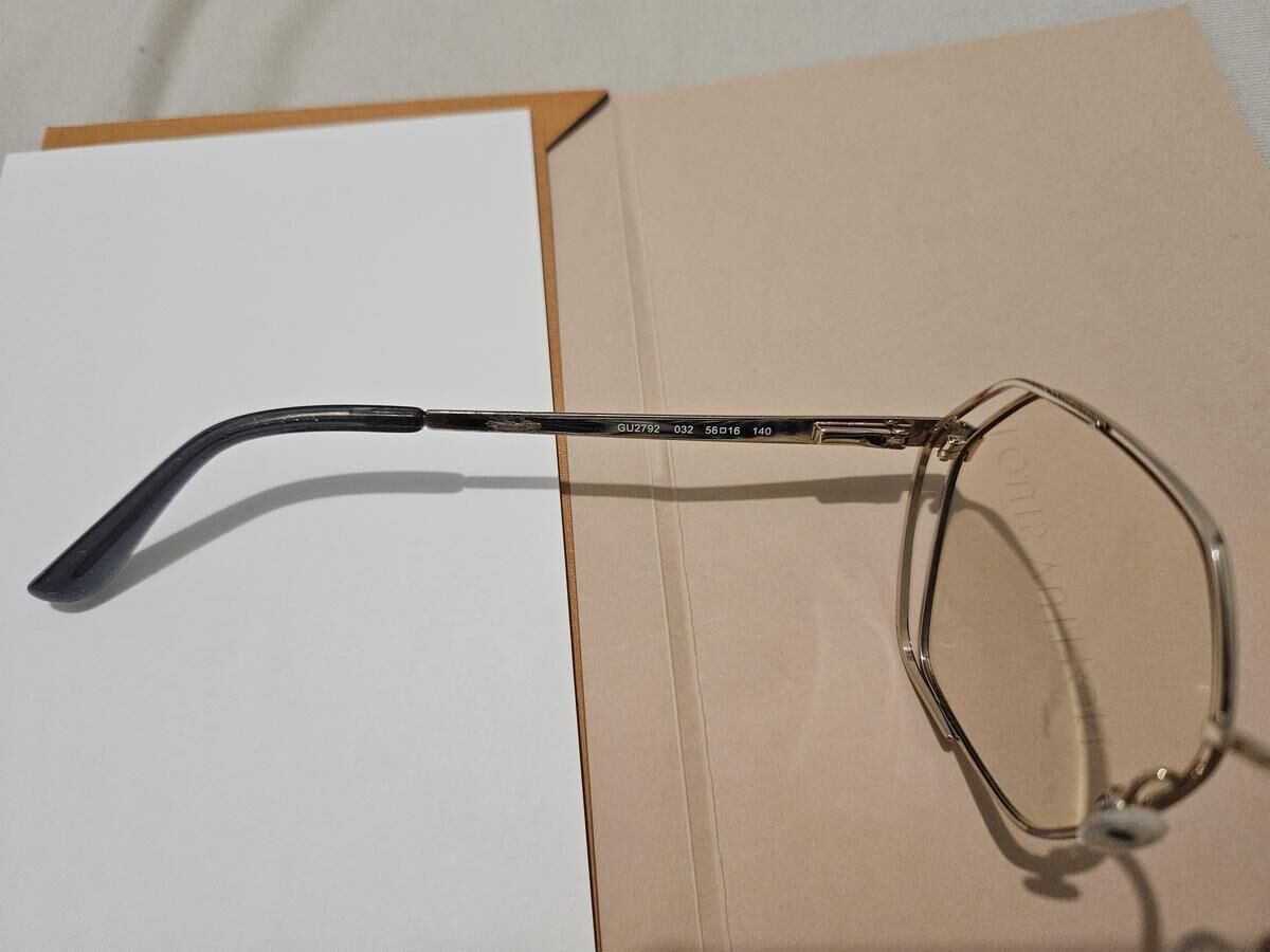 Guess  - Gu2792032 56/16