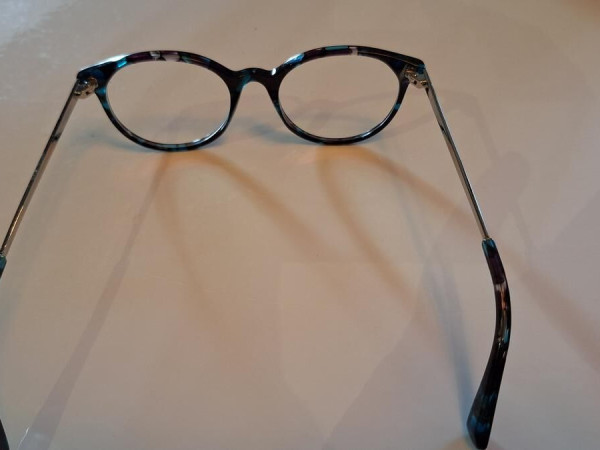 In style ISHF16 - 8719154318801