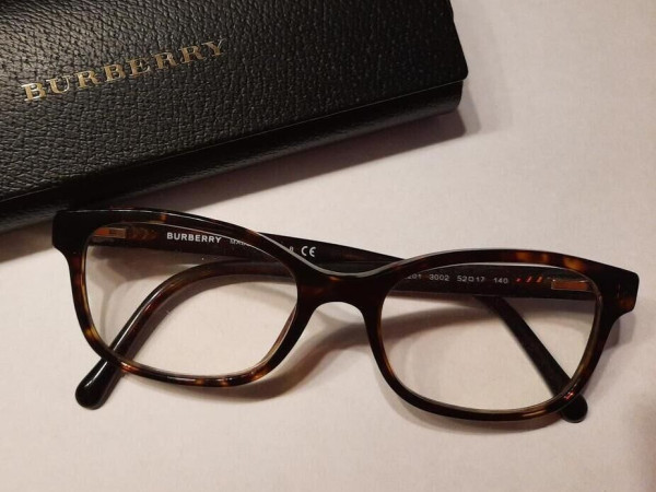 BURBERRY - B 2201 3002...