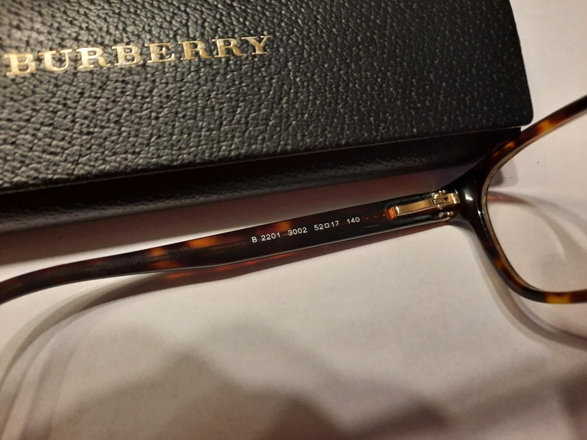 BURBERRY - B 2201 3002 52/17 140