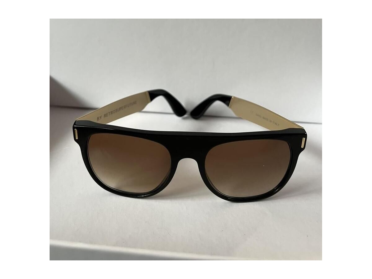 RETROSUPERFUTURE - WOU/3T