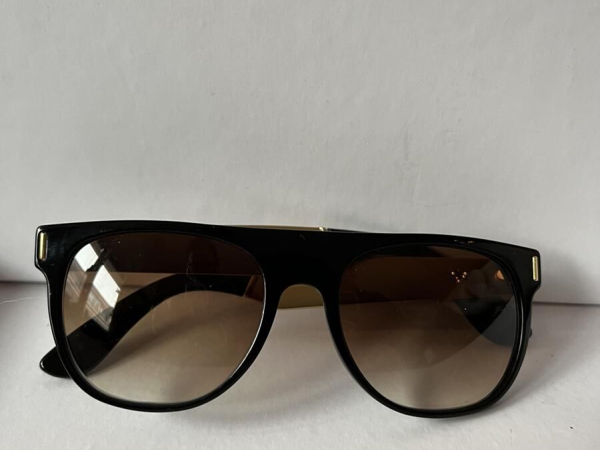 RETROSUPERFUTURE - WOU/3T