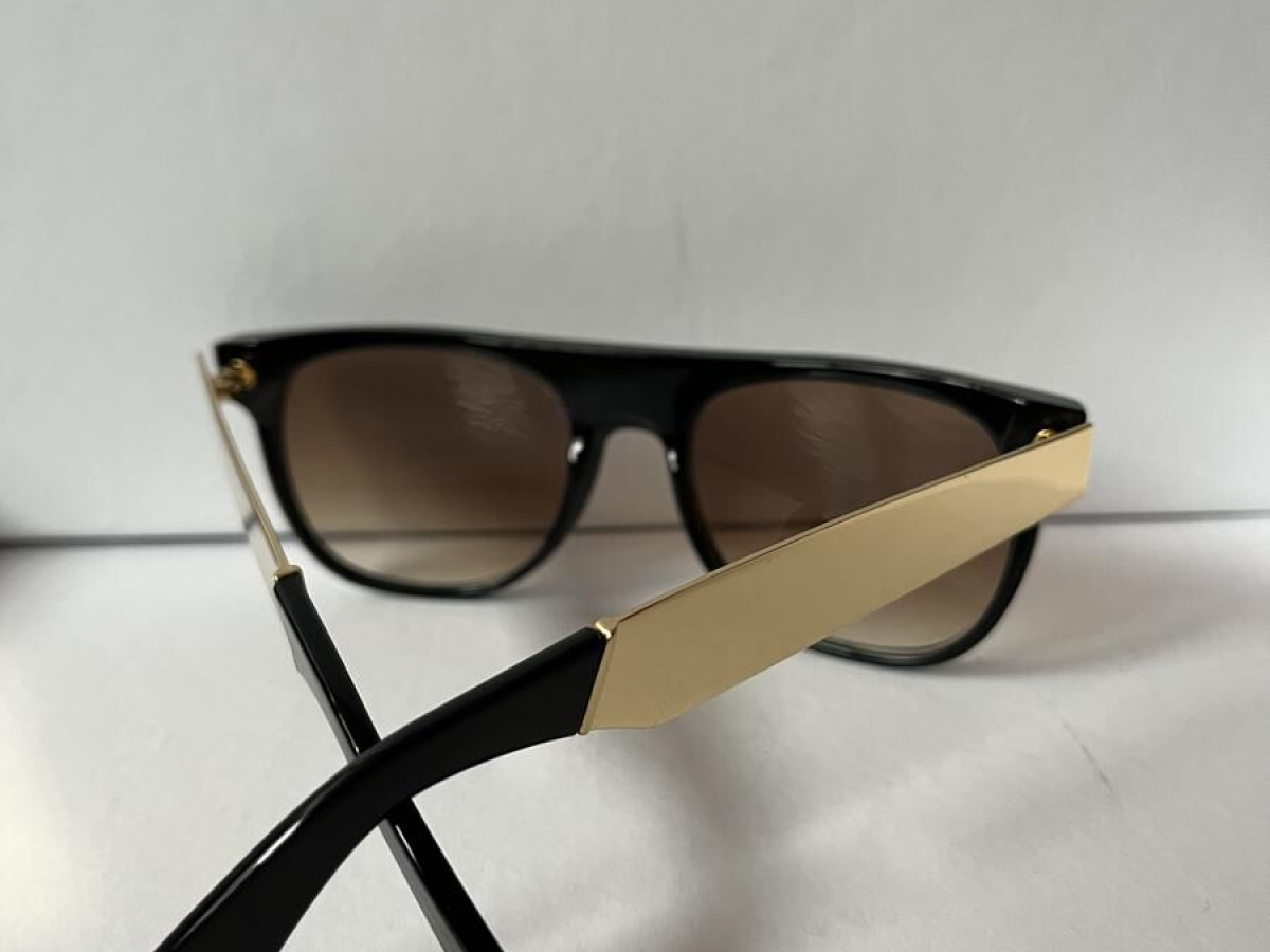 RETROSUPERFUTURE - WOU/3T