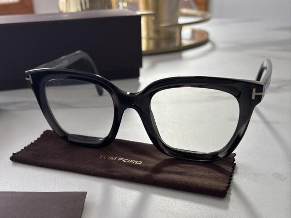 Tom Ford - TF5880-B 51¤22