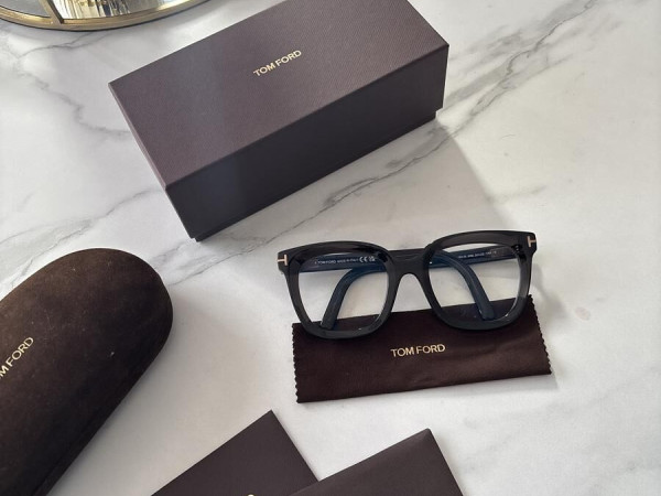 Tom Ford  - TF5880-B 51&curren;22