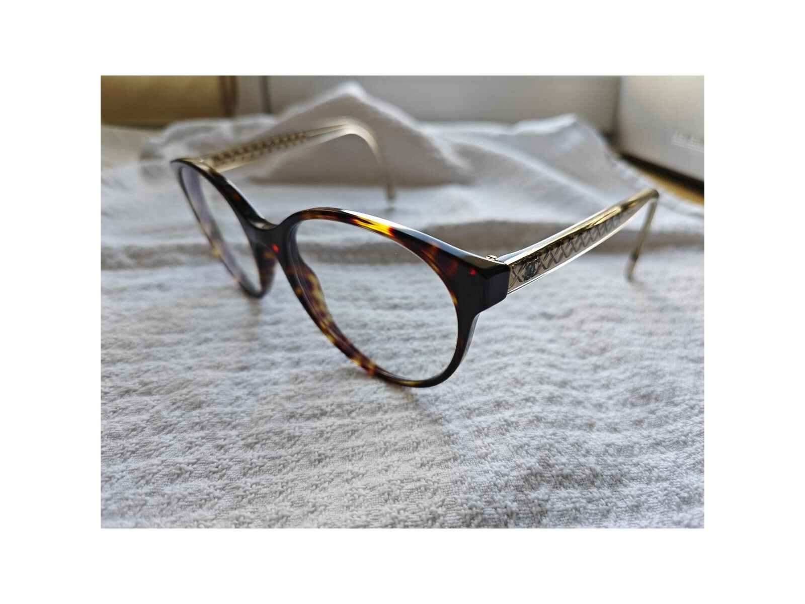 Chanel - 3401 c.714 51/18 140