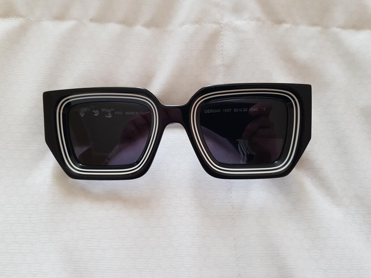 OFF-WHITE - OERI048 1007 50&curren;26