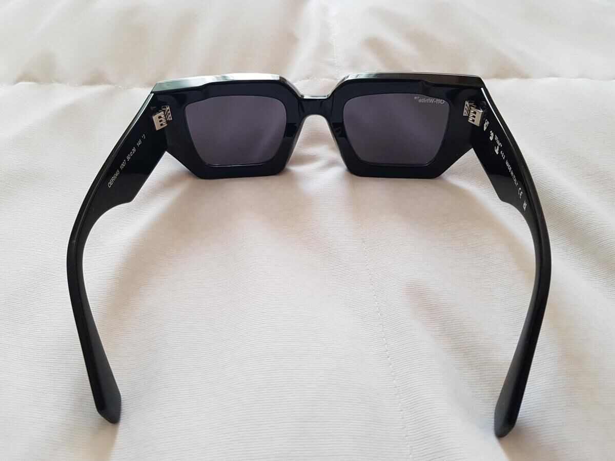 OFF-WHITE - OERI048 1007 50&curren;26