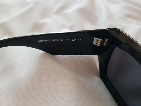 OFF-WHITE - OERI048 1007 50&curren;26