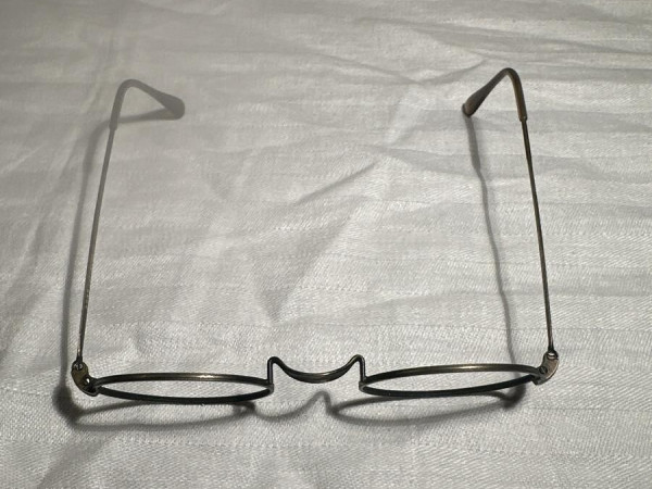 Gem - 2732. Col C1 42&curren;29