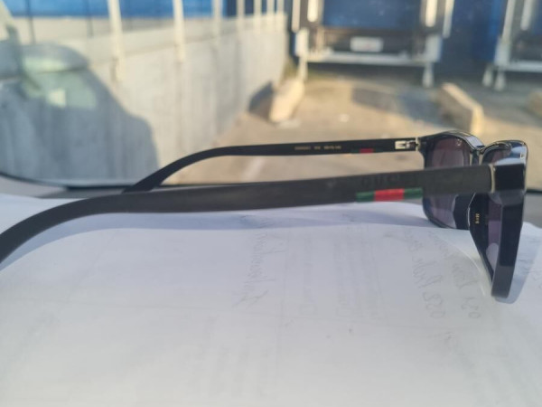 Gucci - GG04240 005 58/16 145