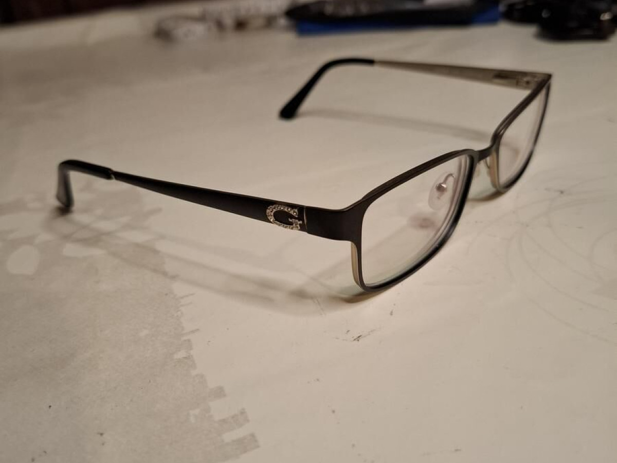 Guess - GU2568 002 52/17 135