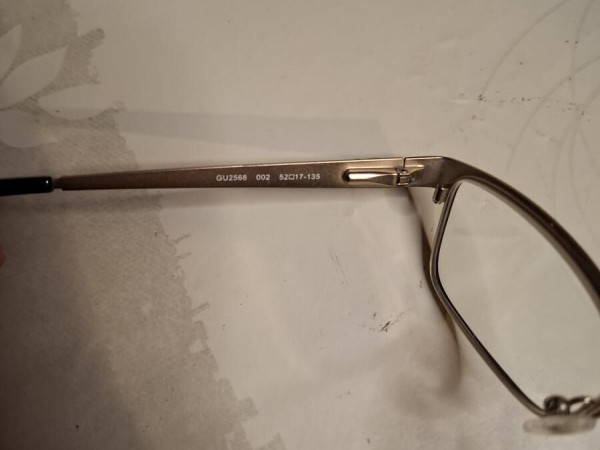 Guess - GU2568 002 52/17 135