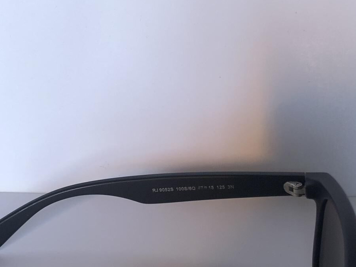 Ray ban - RJ9052S 47&curren;15