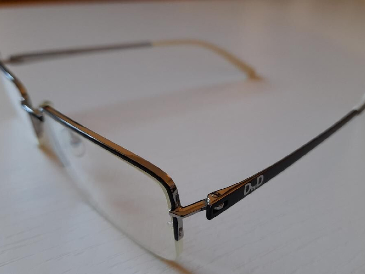 DbyD - DBH07 C02 52&curren;18 140