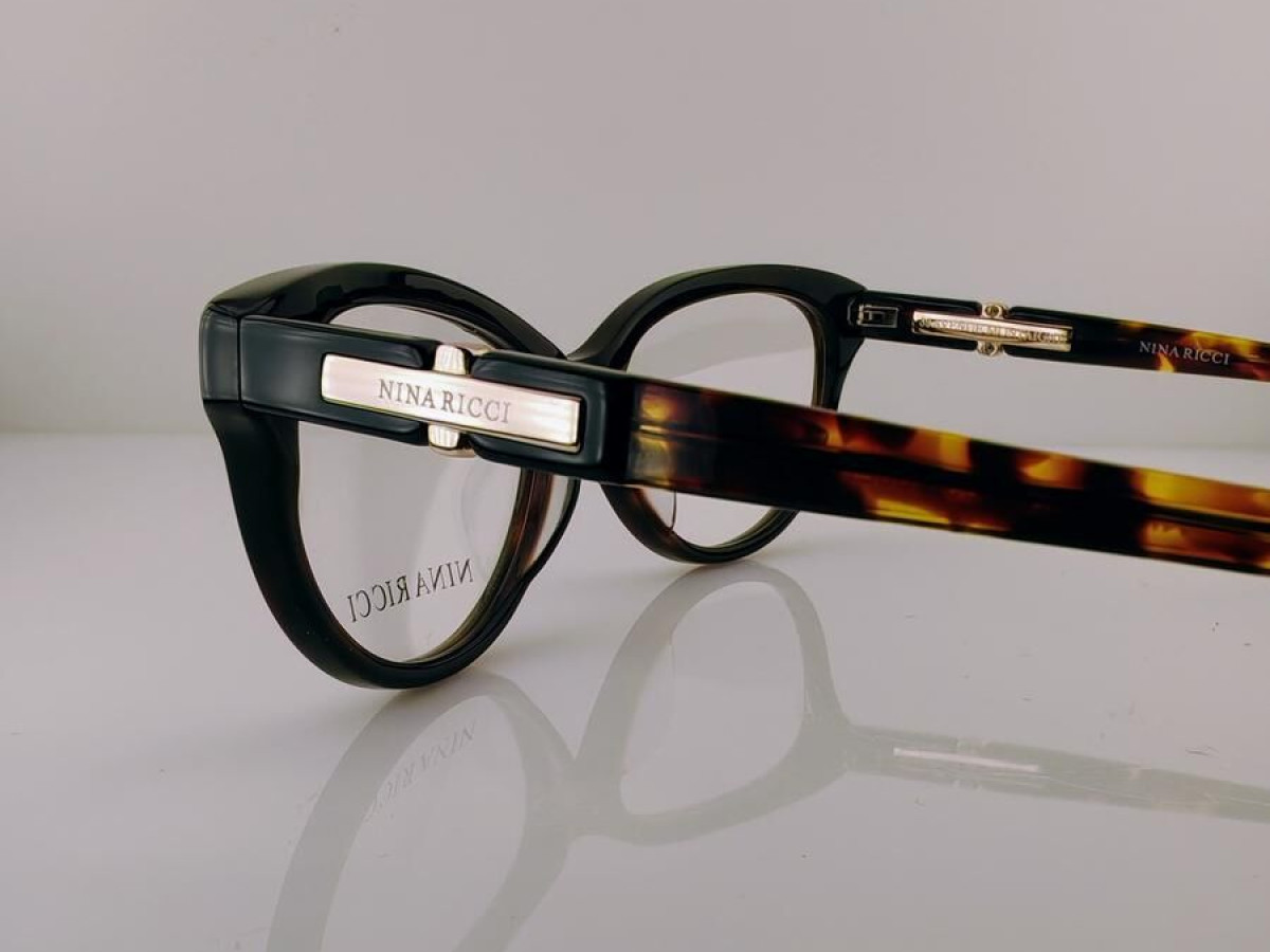 NINA RICCI - 39 Avenue Montaigne NR 2725B C03 53&curren;16