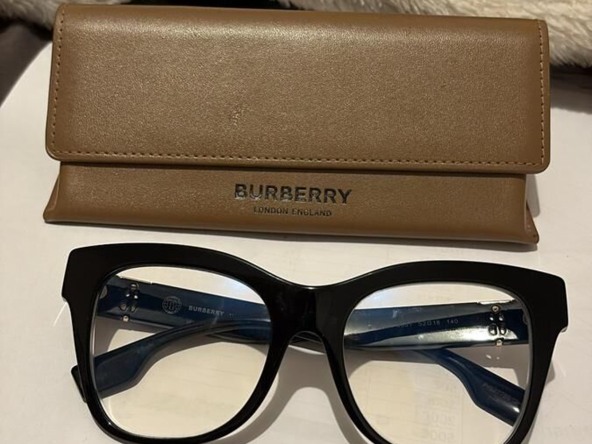 burberry - B2388 3001 52&curren;18 140