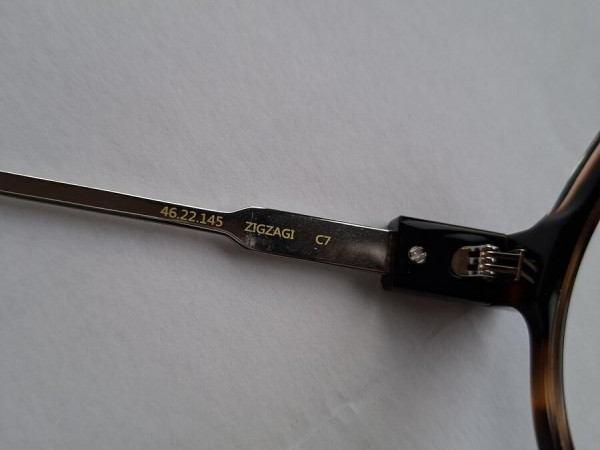 Albert I'mstein  - Zigzag1 C7 1.50 uv2.0 HVLL uvc-70