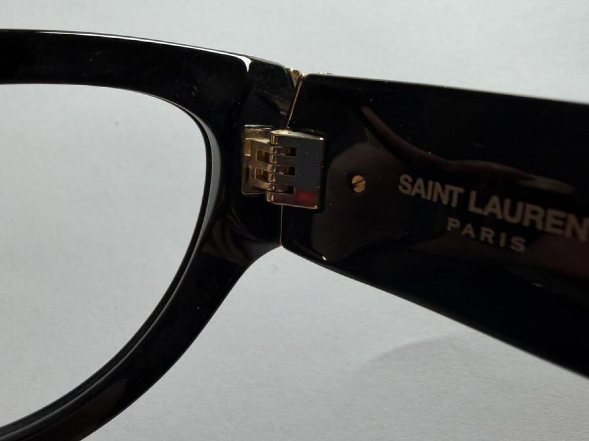 Saint-Laurent  - SLM94 001  53&curren;20