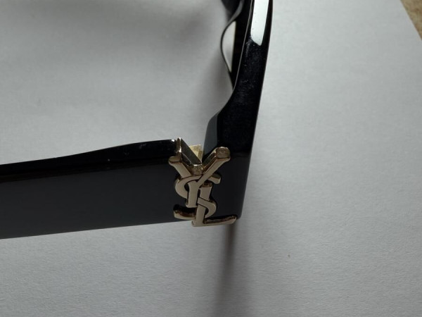 Saint-Laurent  - SLM94 001  53&curren;20