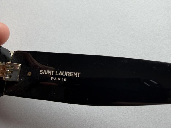 Saint-Laurent  - SLM94 001  53&curren;20