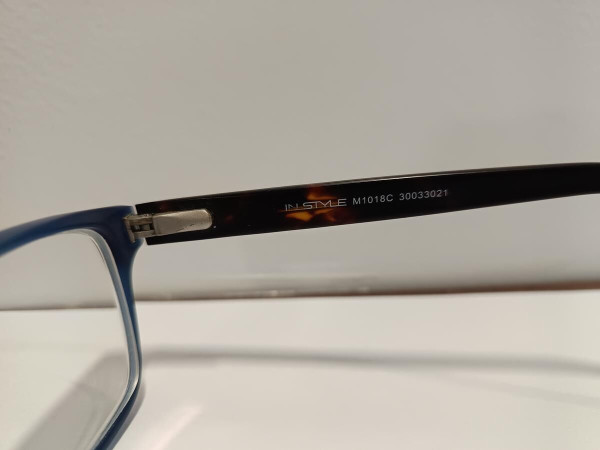 In Style  - M1018C 30033021 50&curren;15