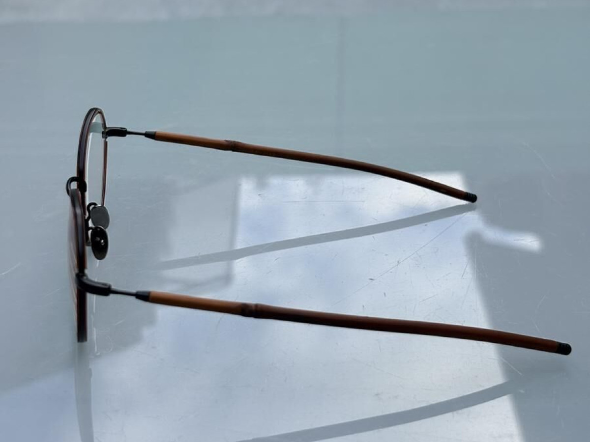 Acuitis - ALMA  49&curren;19