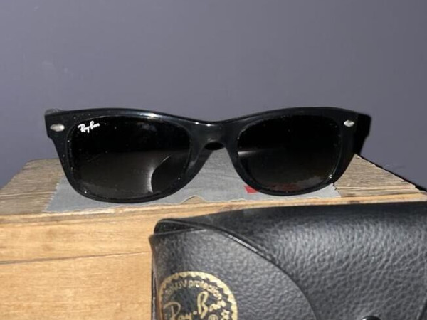 RAY-BAN - RB2132 52&curren;18