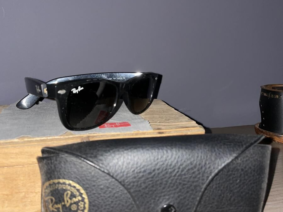 RAY-BAN - RB2132 52&curren;18