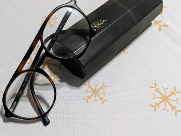 Alain Afflelou - Come