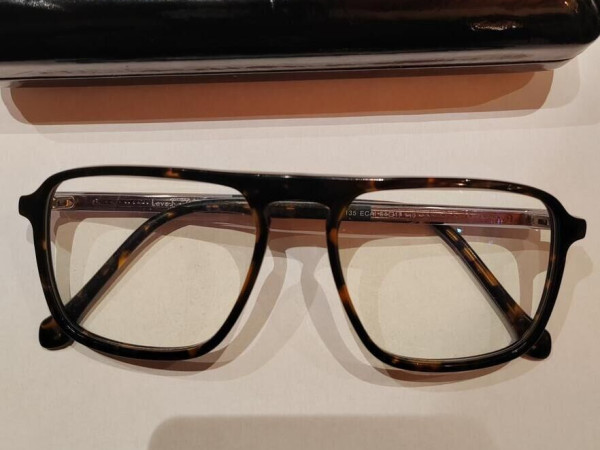 Level - LE2135 EC 54¤17