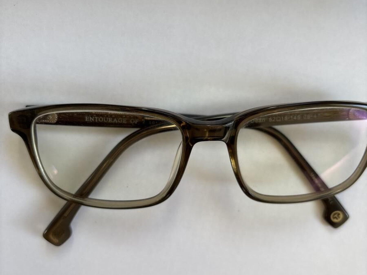 Entourage of 7 - Dean 08-47 52&curren;18 145