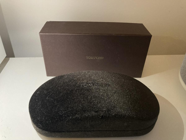 Tom ford - TF5763-B 005 56¤15 140