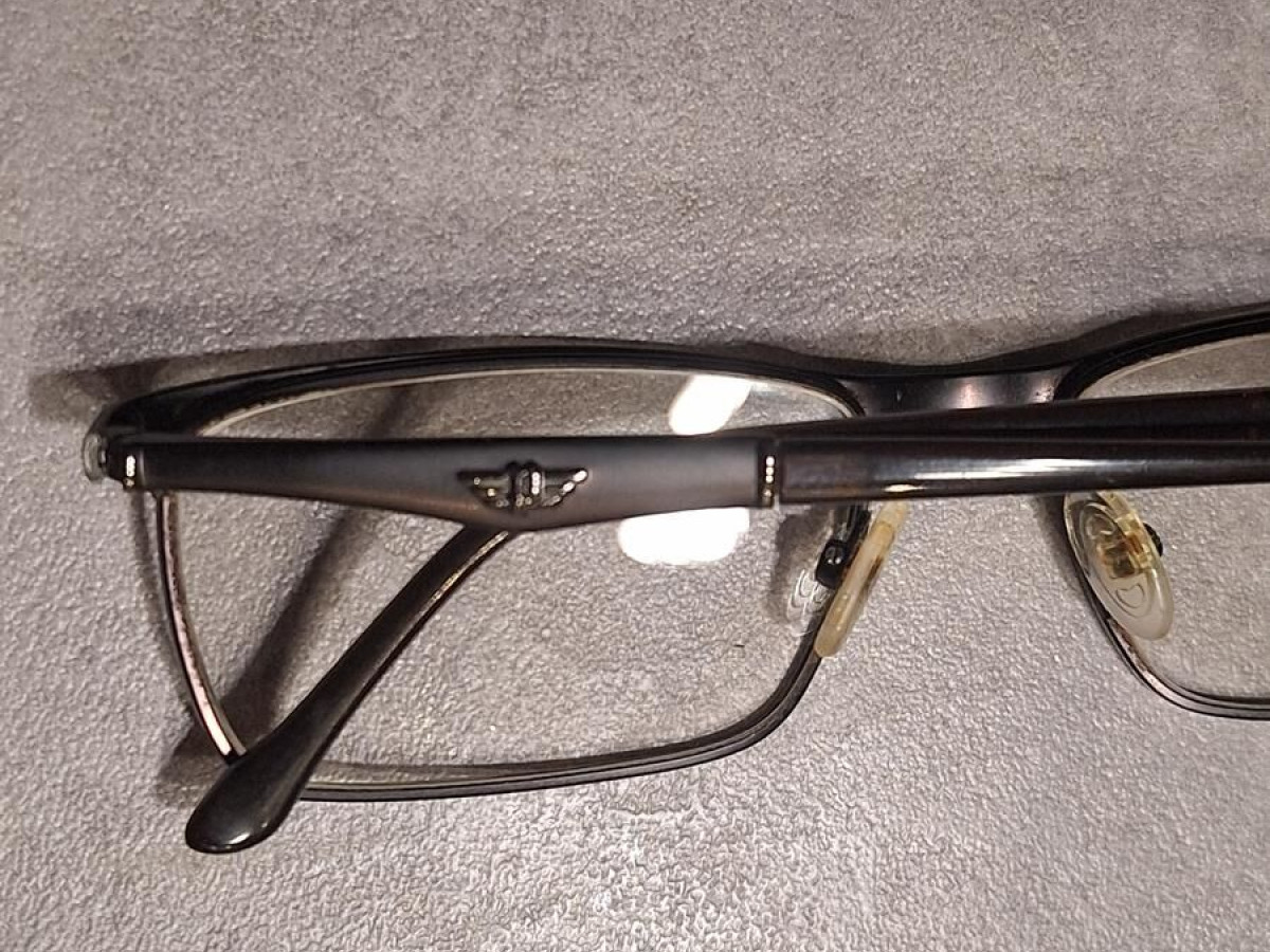 Police - V8726 55&curren;17 140mm